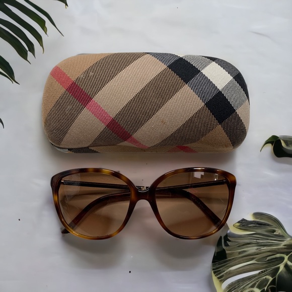 Burberry Accessories - Burberry Havana Black Authentic Sunglasses With Hard Shell Case